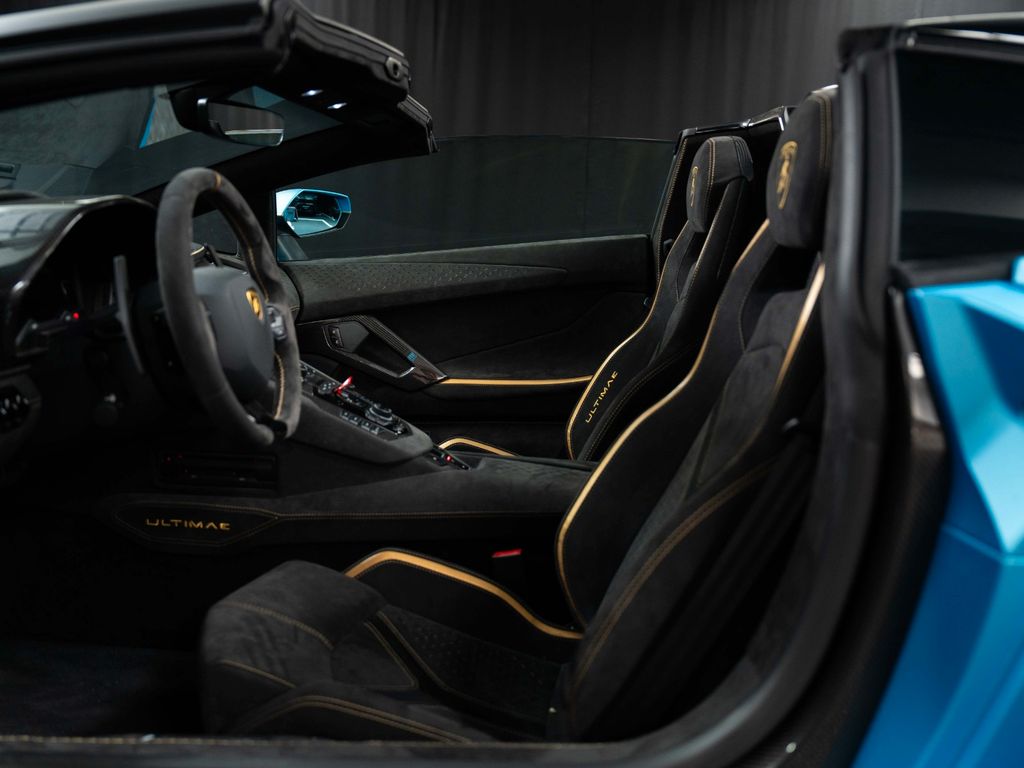 Lamborghini Aventador 2022