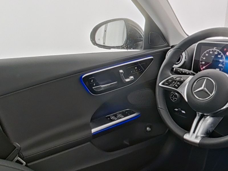 Mercedes-Benz C 200 2024