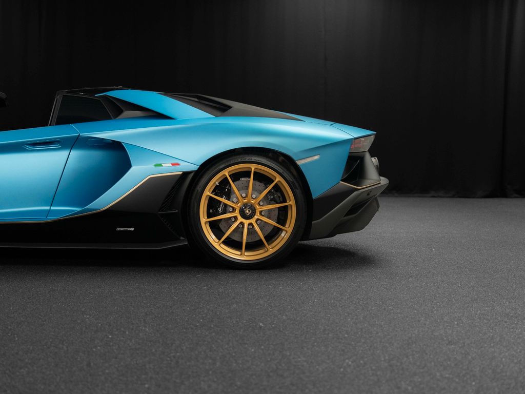 Lamborghini Aventador 2022