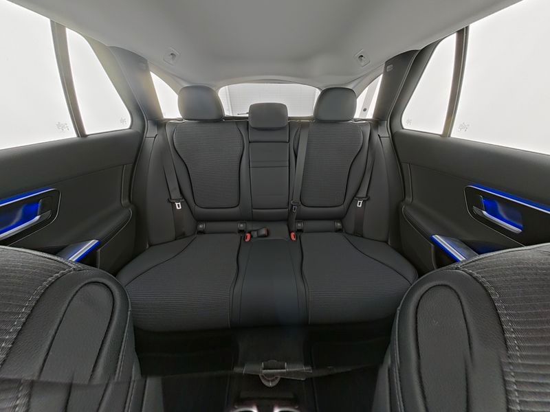 Mercedes-Benz C 200 2024