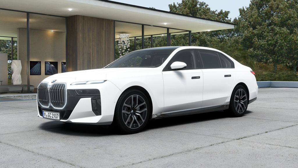 BMW 740