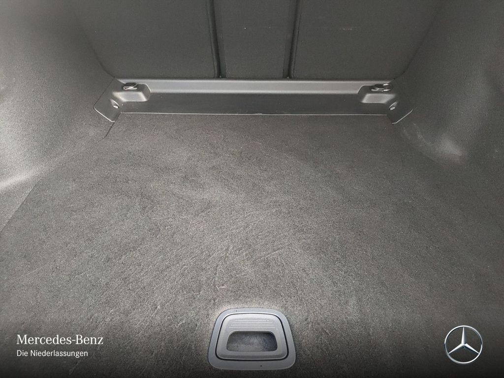 Mercedes-Benz C 200 2025