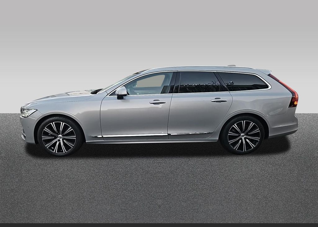 Volvo V90 2024