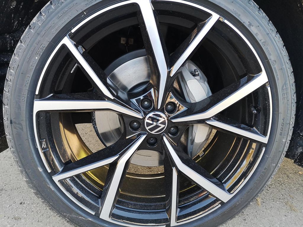 Volkswagen Touareg 2025