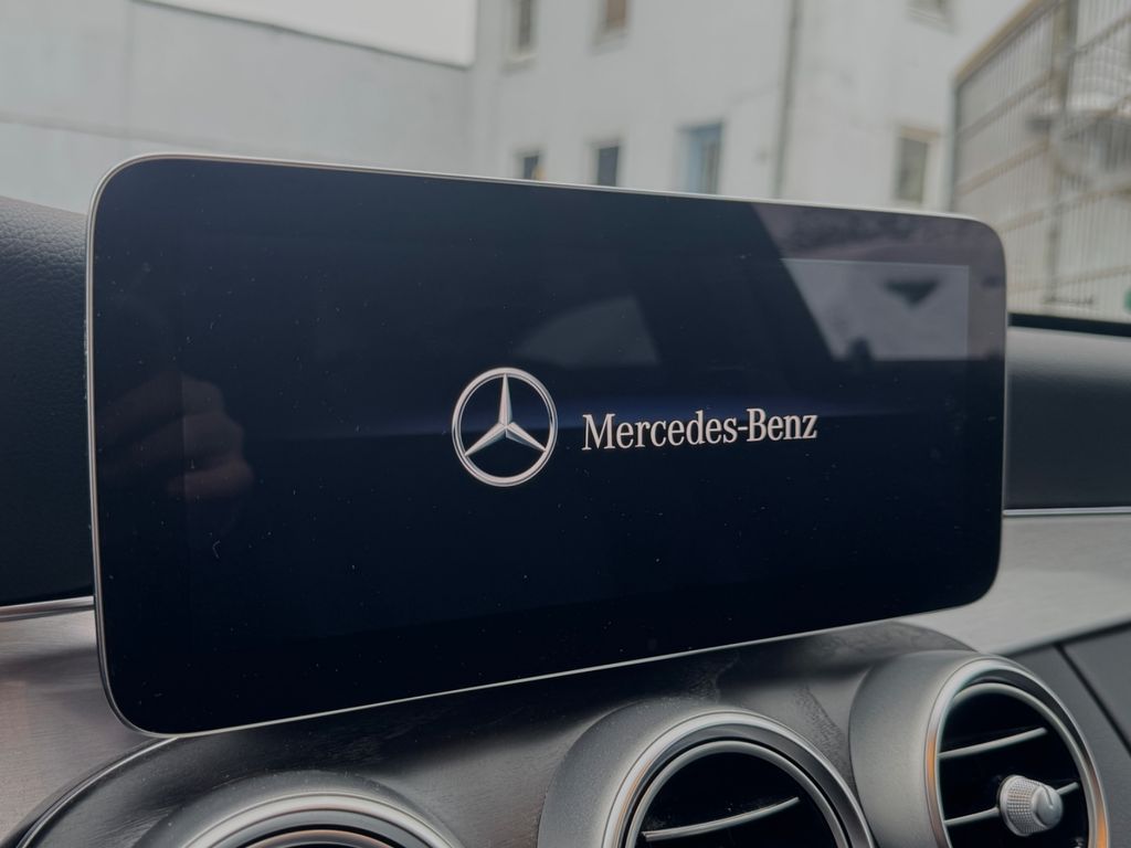 Mercedes-Benz C 300 2021