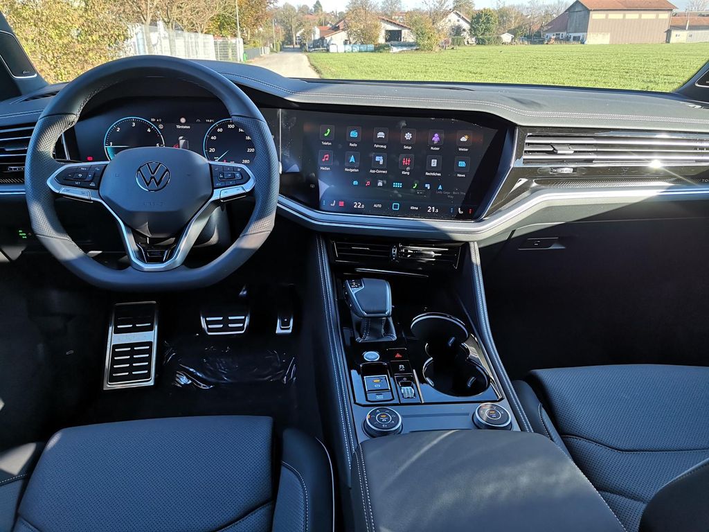 Volkswagen Touareg 2025