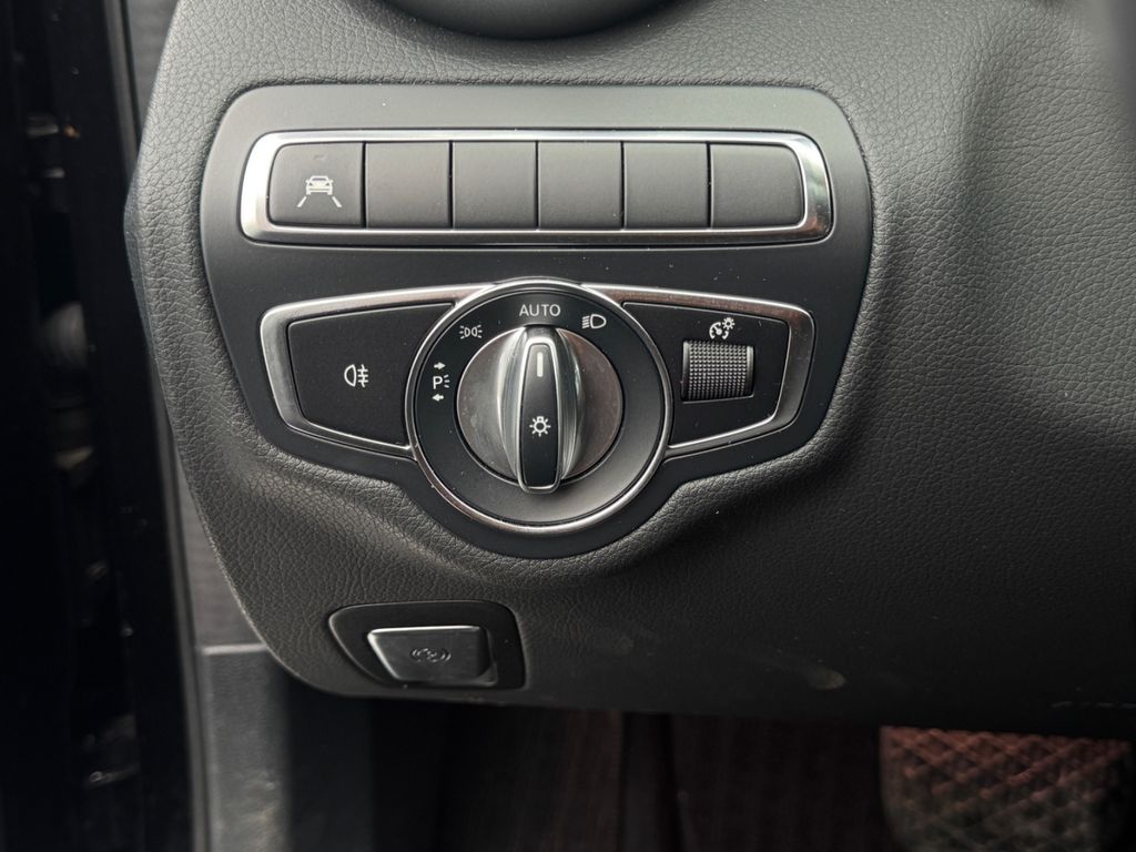 Mercedes-Benz C 300 2021