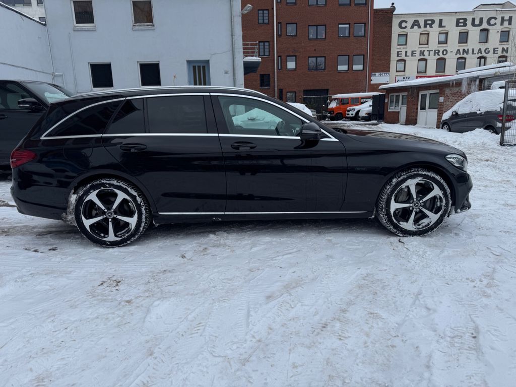 Mercedes-Benz C 300 2021