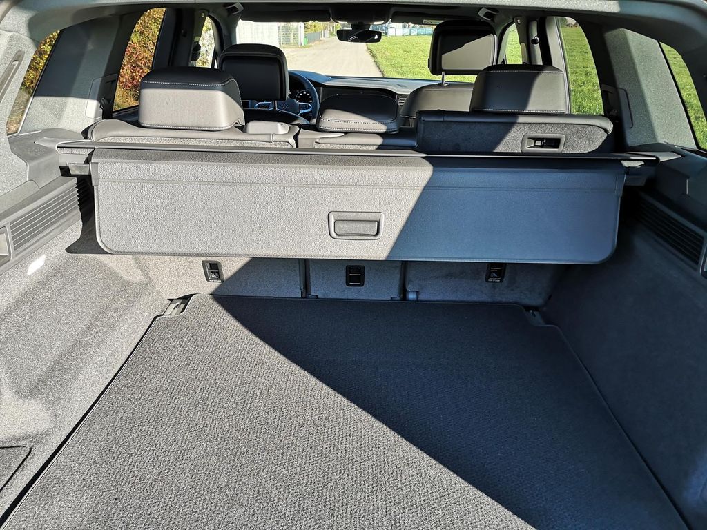 Volkswagen Touareg 2025