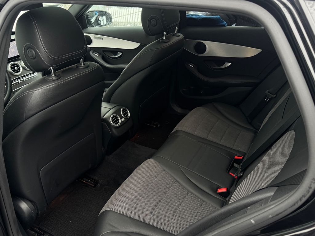 Mercedes-Benz C 300 2021