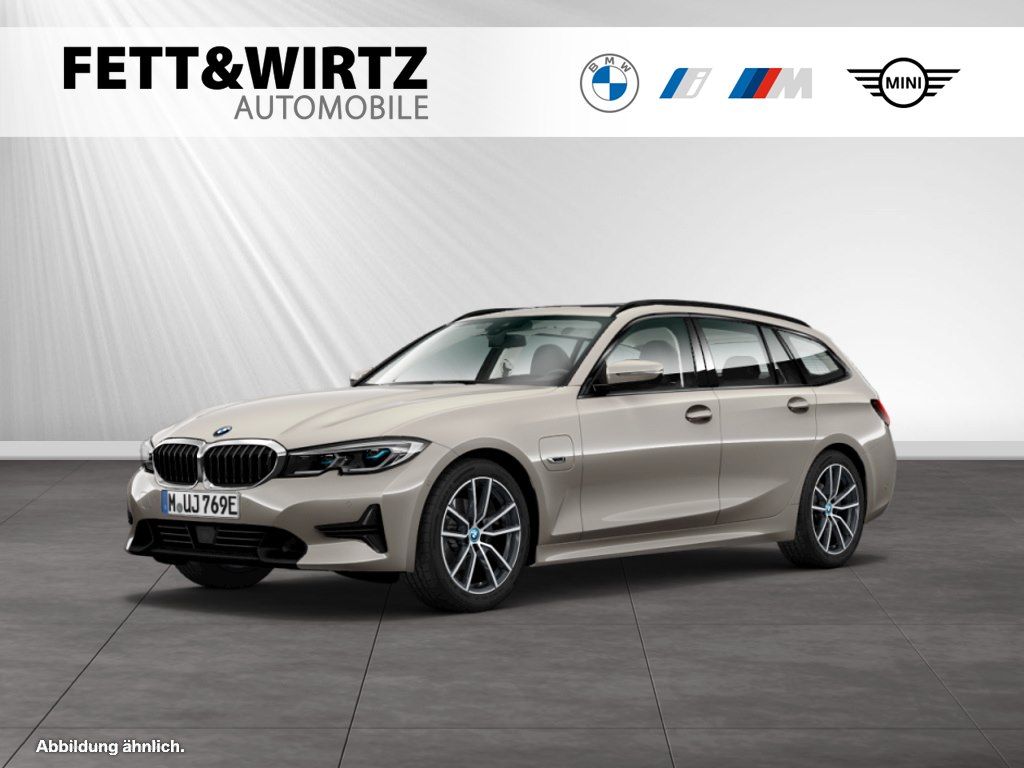 BMW 330 2022