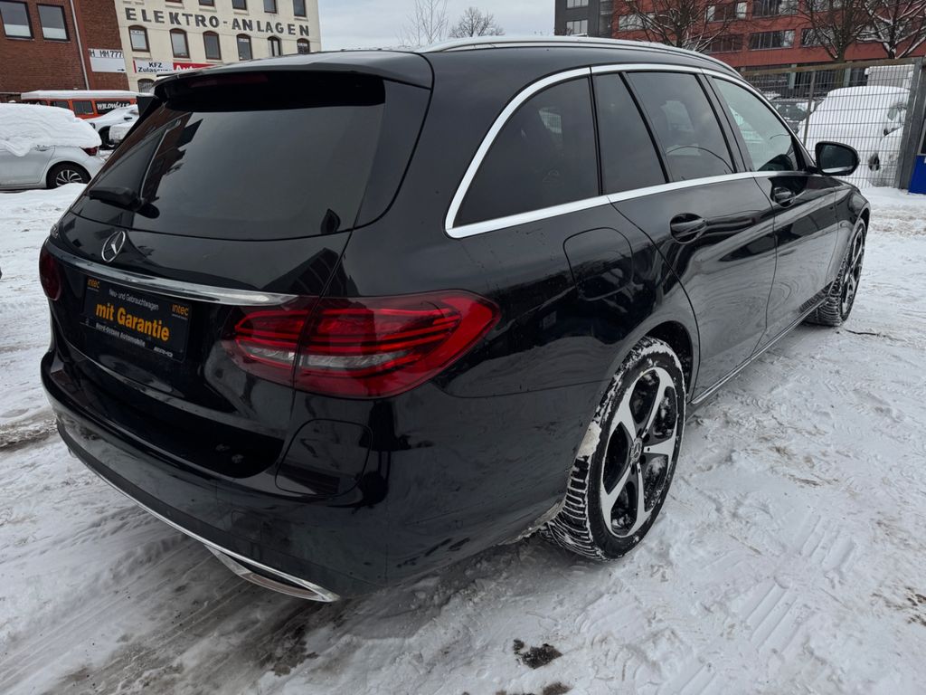 Mercedes-Benz C 300 2021