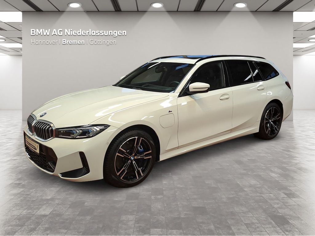 BMW 330 2024