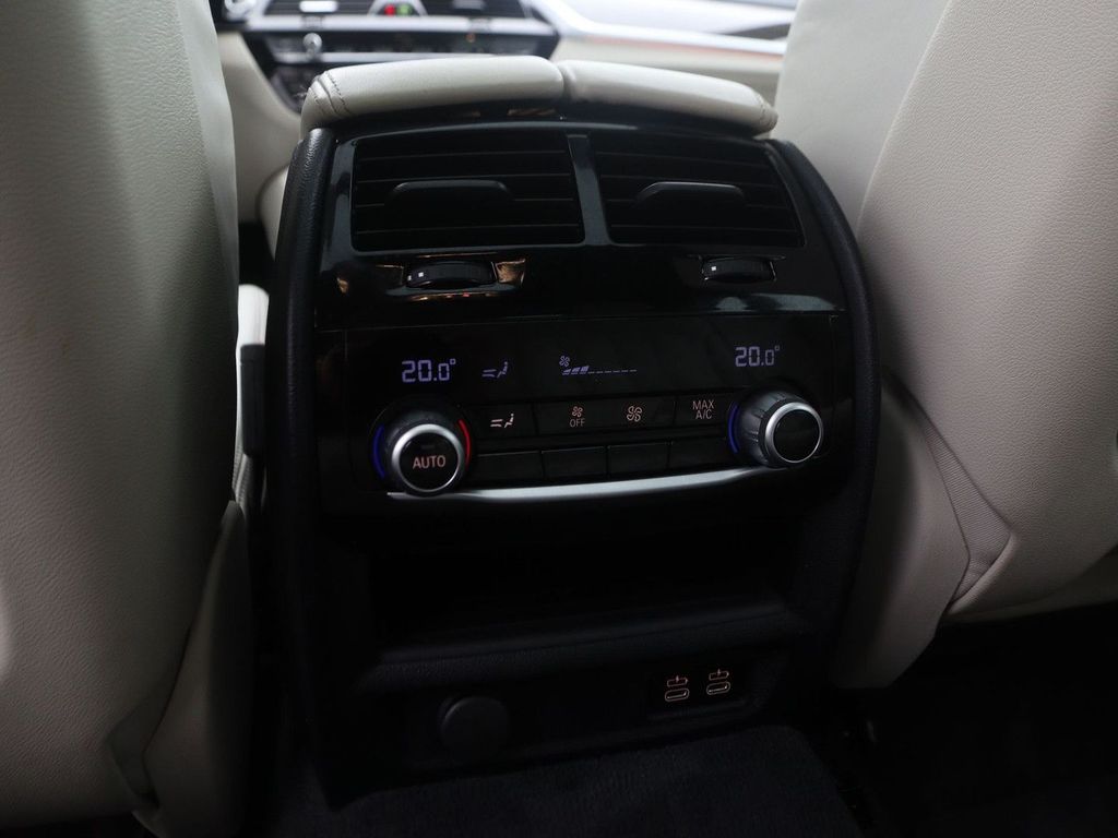 BMW 630 Gran Turismo 2022