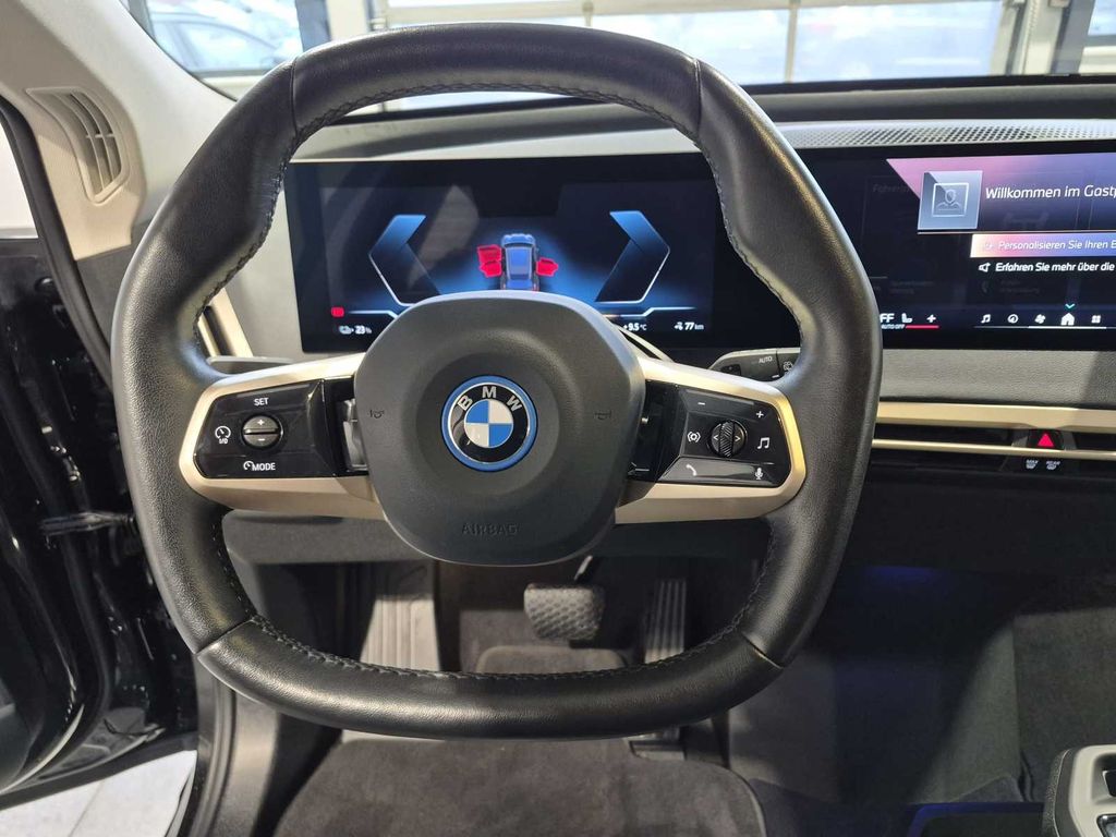 BMW iX 2023