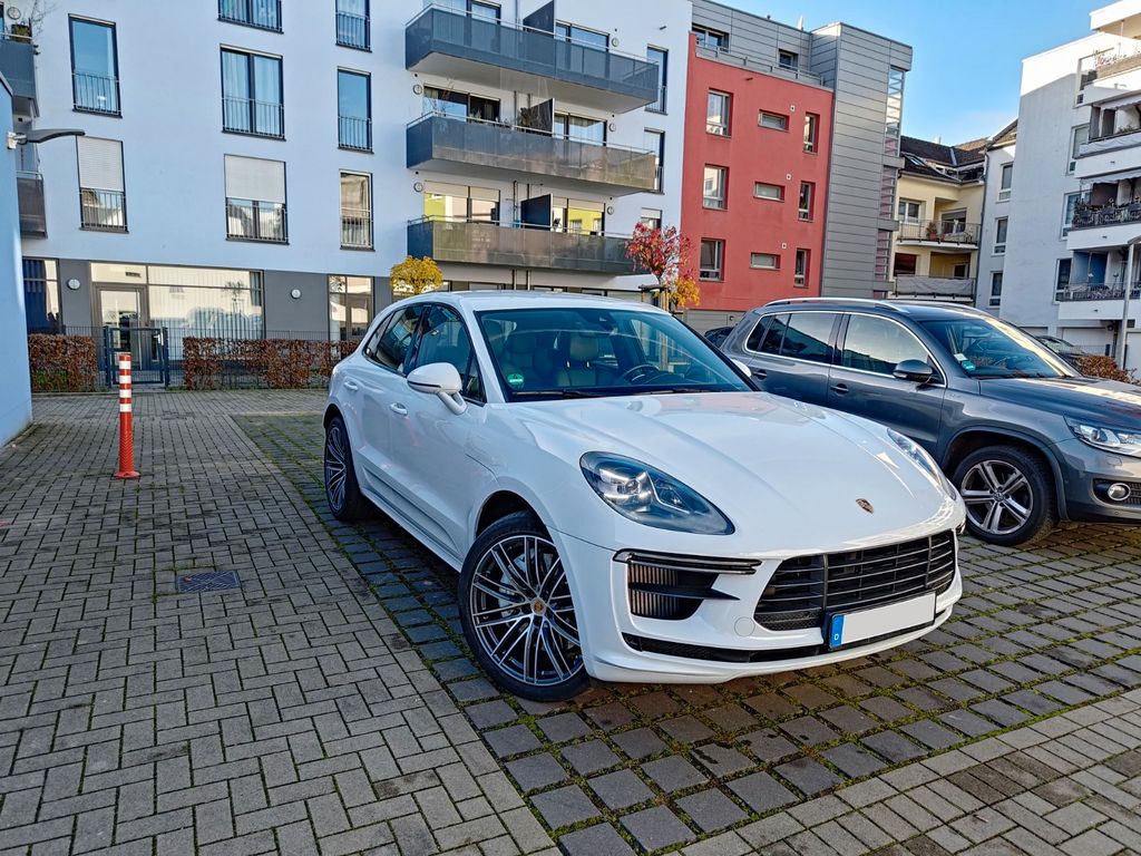Porsche Macan 2020