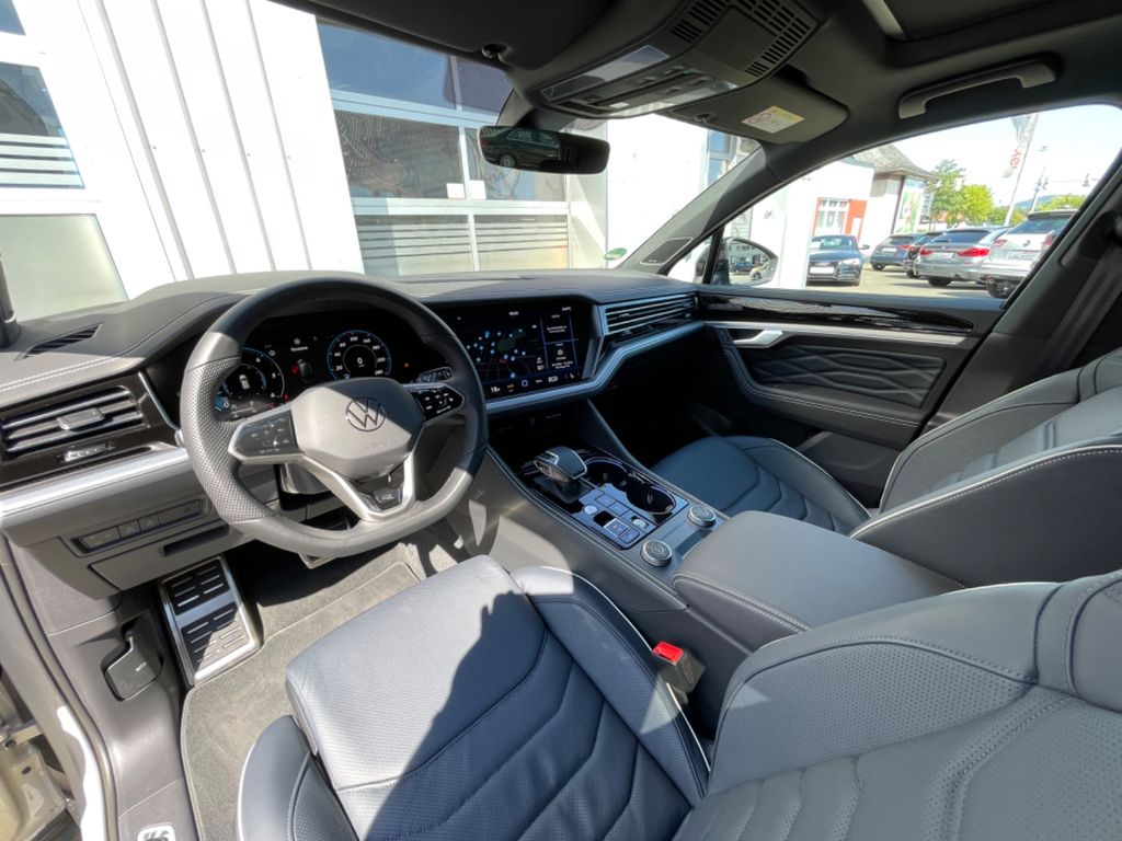 Volkswagen Touareg 2024