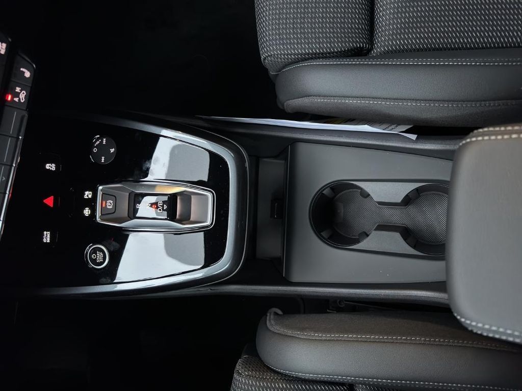 Audi Q4 2025