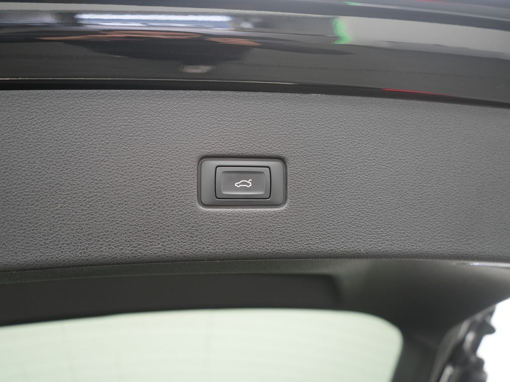 Audi SQ8 2022