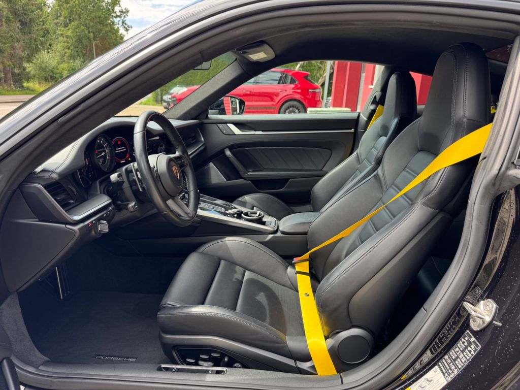 Porsche 992 2022