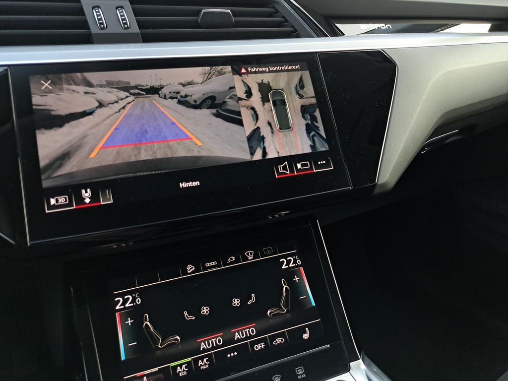 Audi e-tron 2022