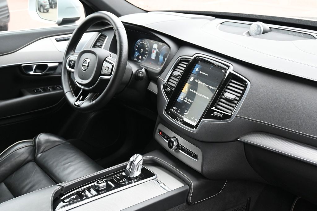 Volvo XC90 2019