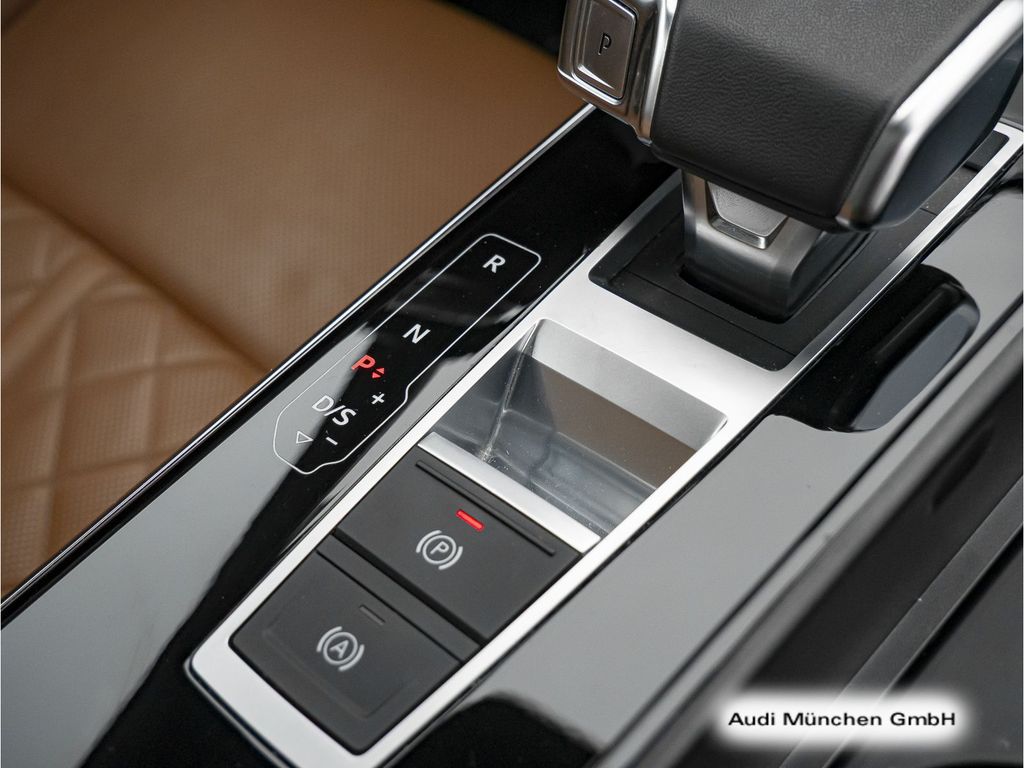 Audi A8 2023