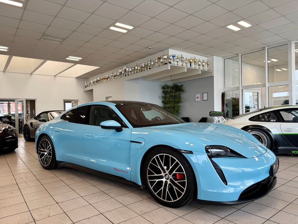 Porsche Taycan 2021