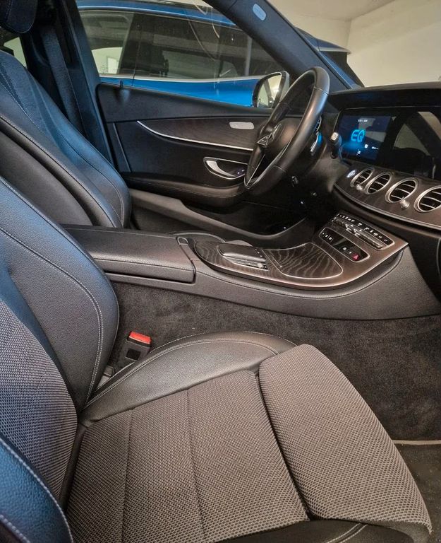 Mercedes-Benz E 300 2020