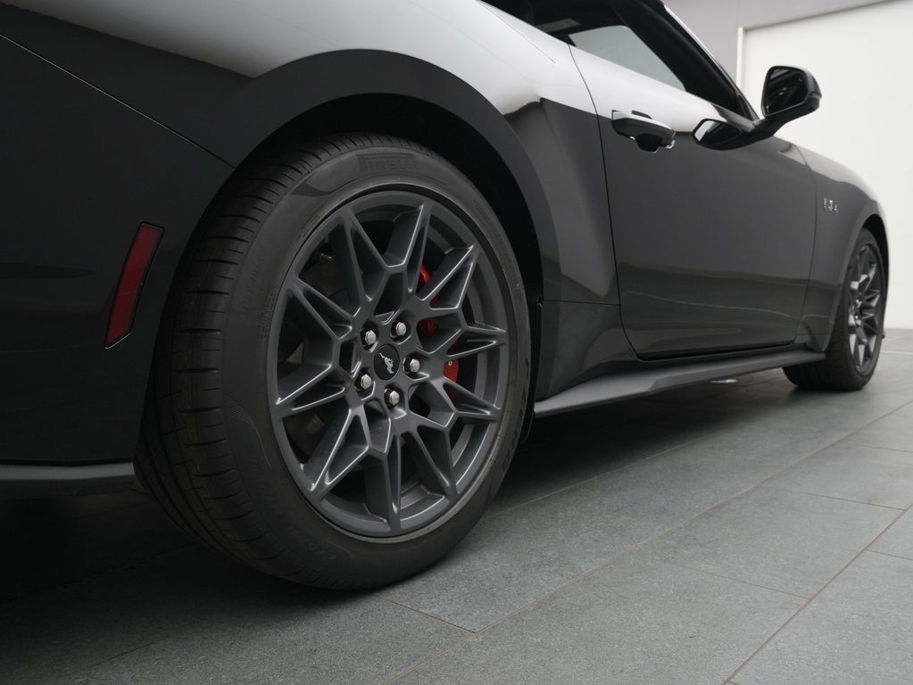 Ford Mustang 2025