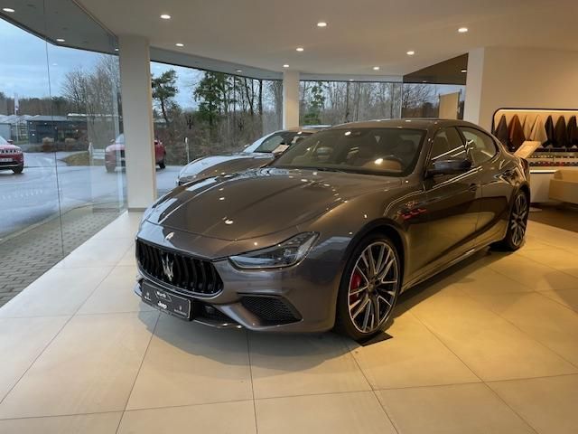 Maserati Ghibli 2022