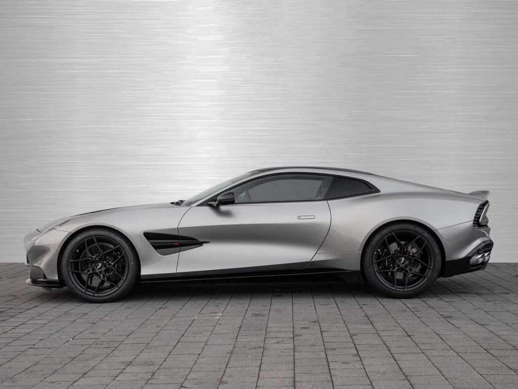 Aston Martin Vanquish