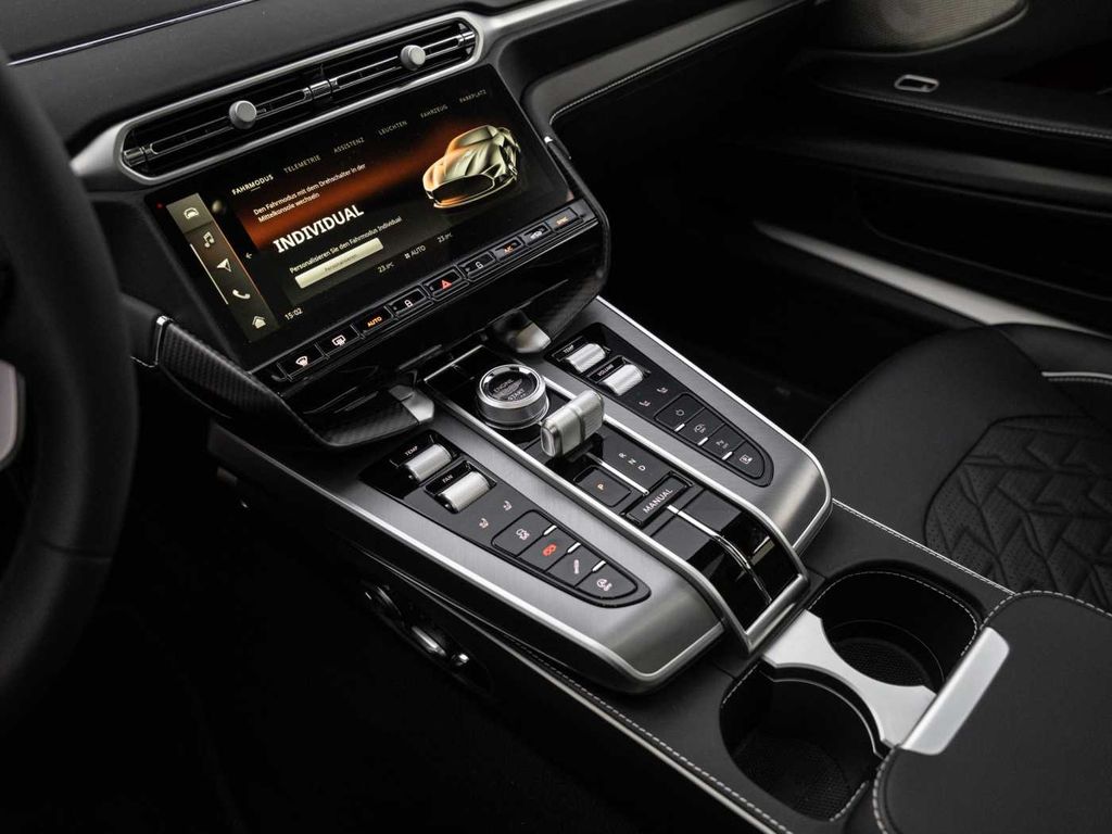 Aston Martin Vanquish