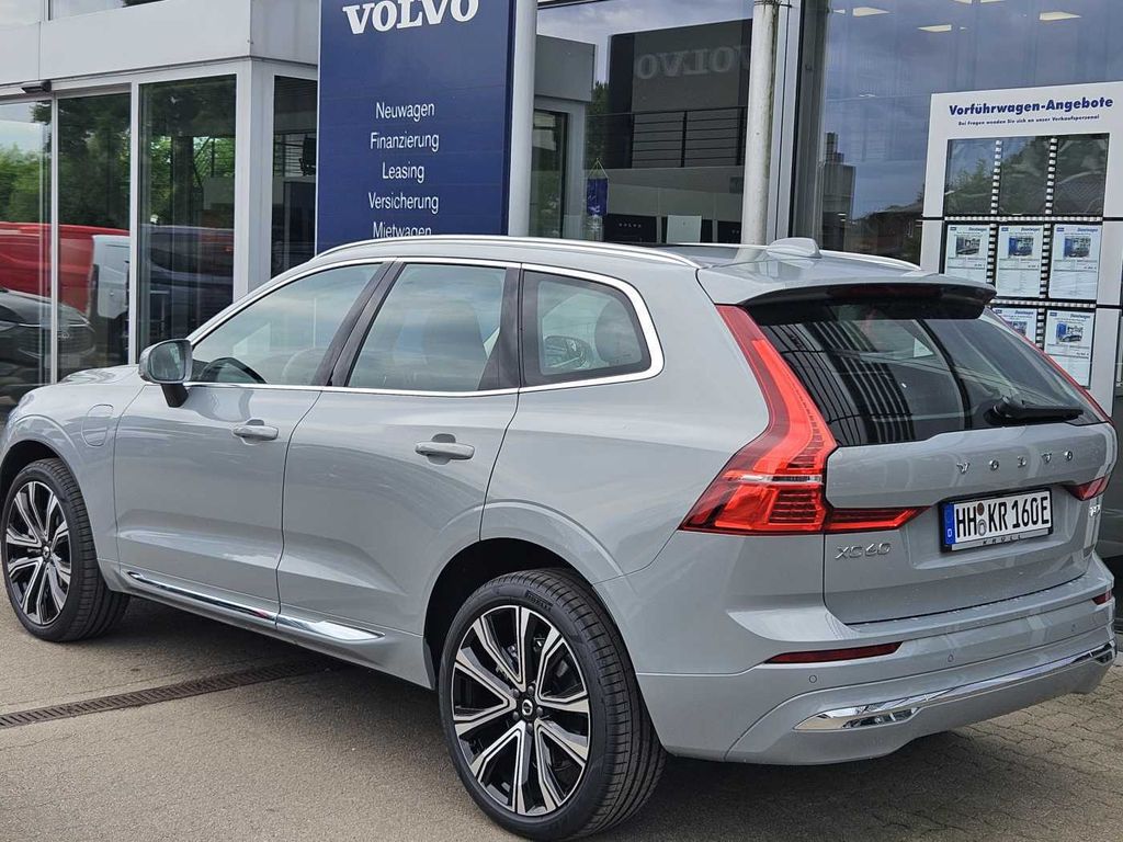 Volvo XC60 2025