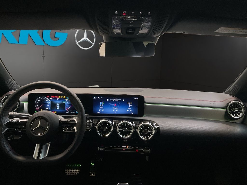 Mercedes-Benz CLA 200 2025