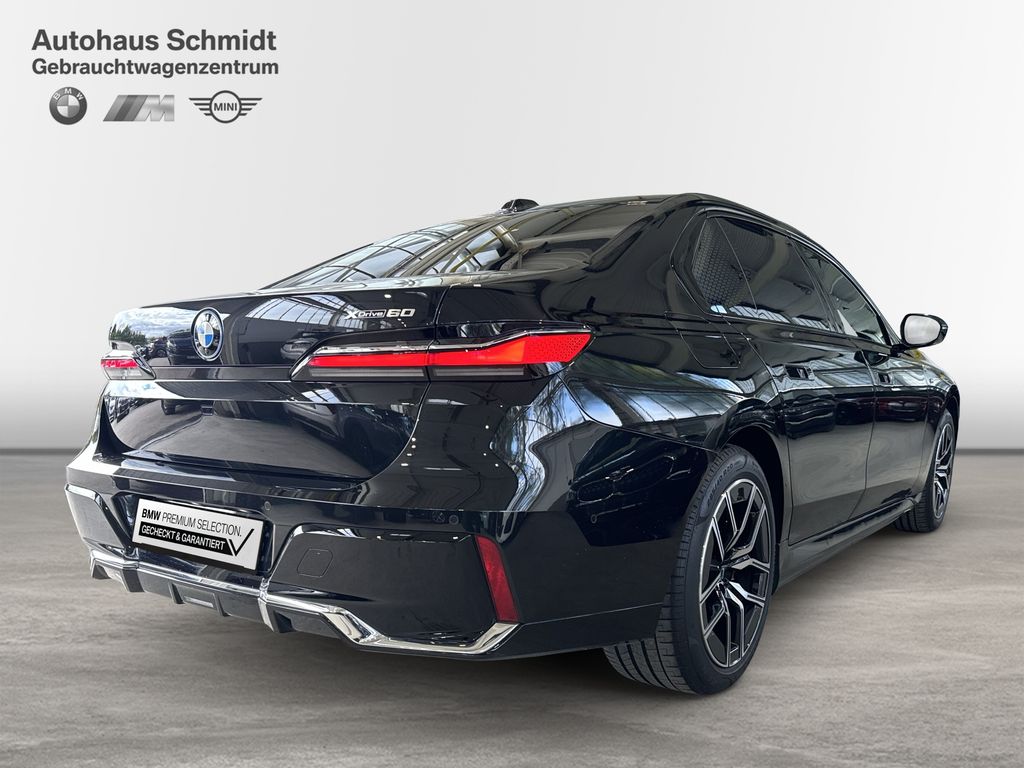BMW i7 2025