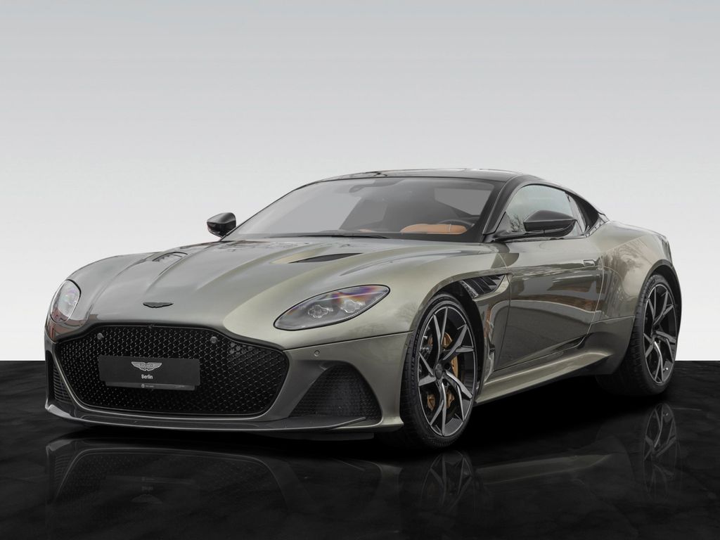 Aston Martin DBS 2023