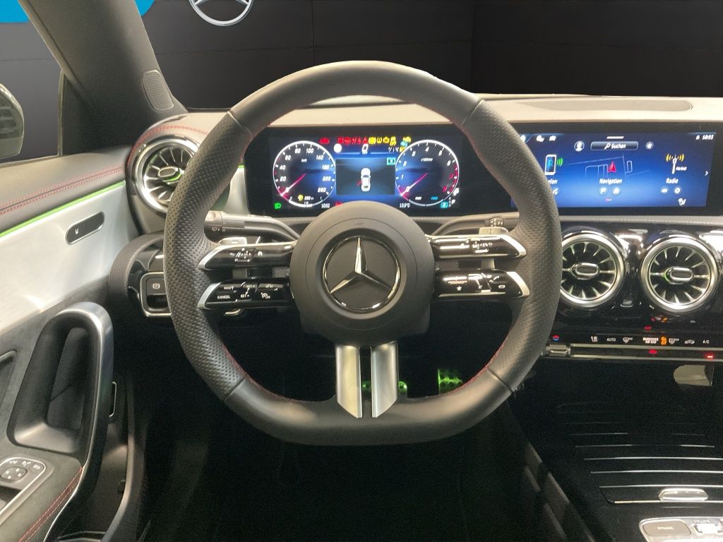 Mercedes-Benz CLA 200 2025