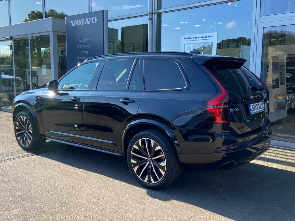 Volvo XC90 2025