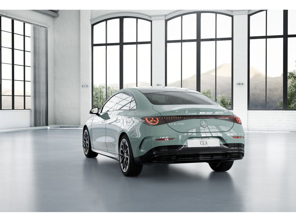 Mercedes-Benz CLA 200