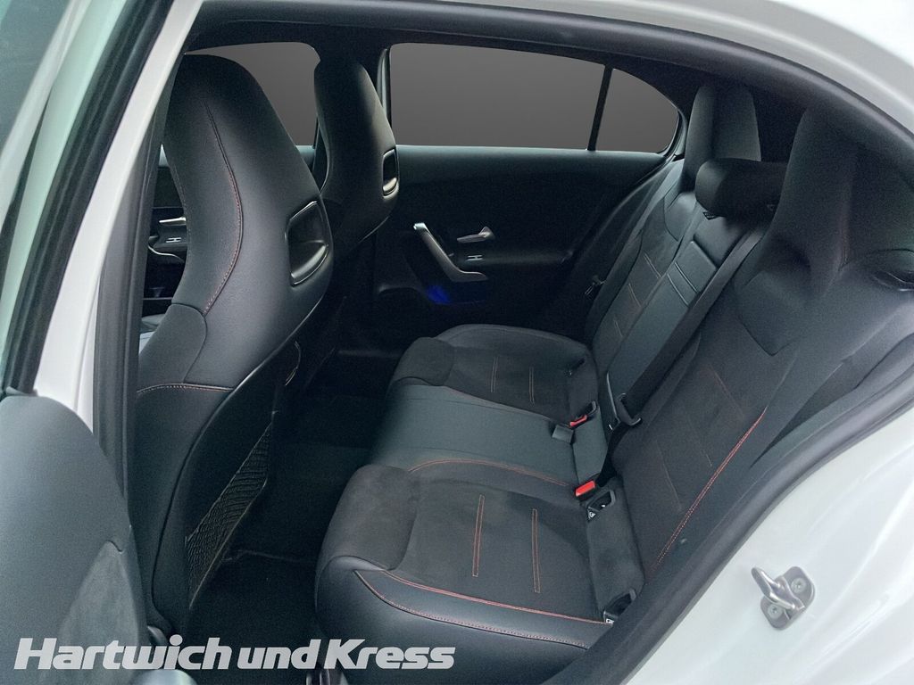 Mercedes-Benz A 250 2024