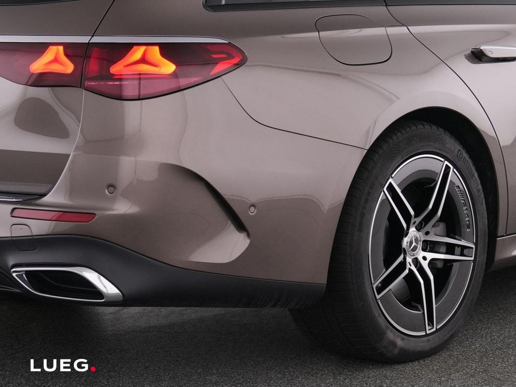 Mercedes-Benz E 300 2025