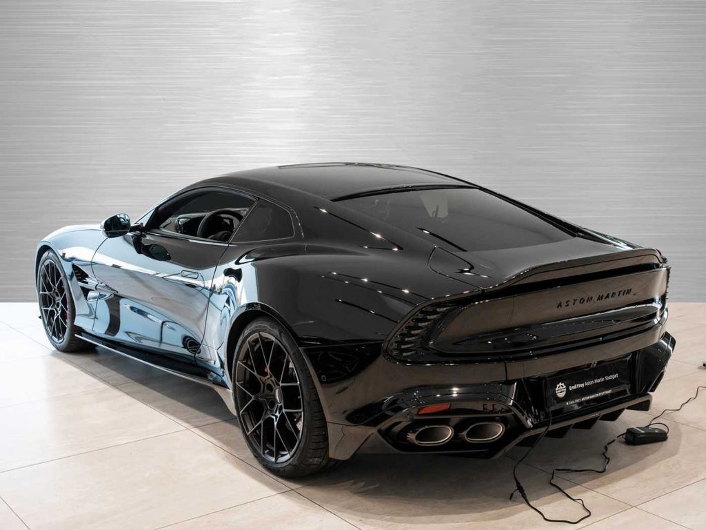 Aston Martin Vanquish