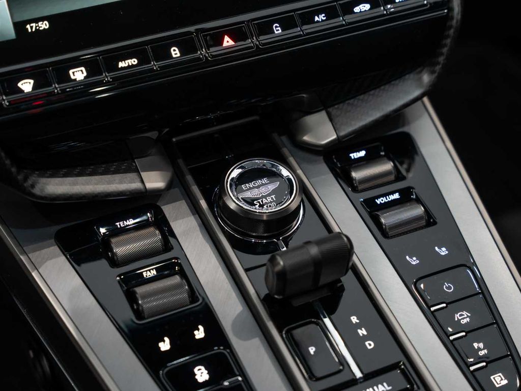 Aston Martin Vanquish