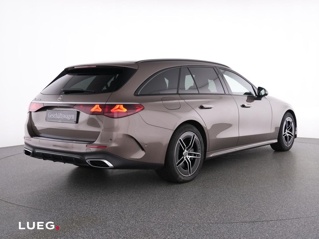 Mercedes-Benz E 300 2025