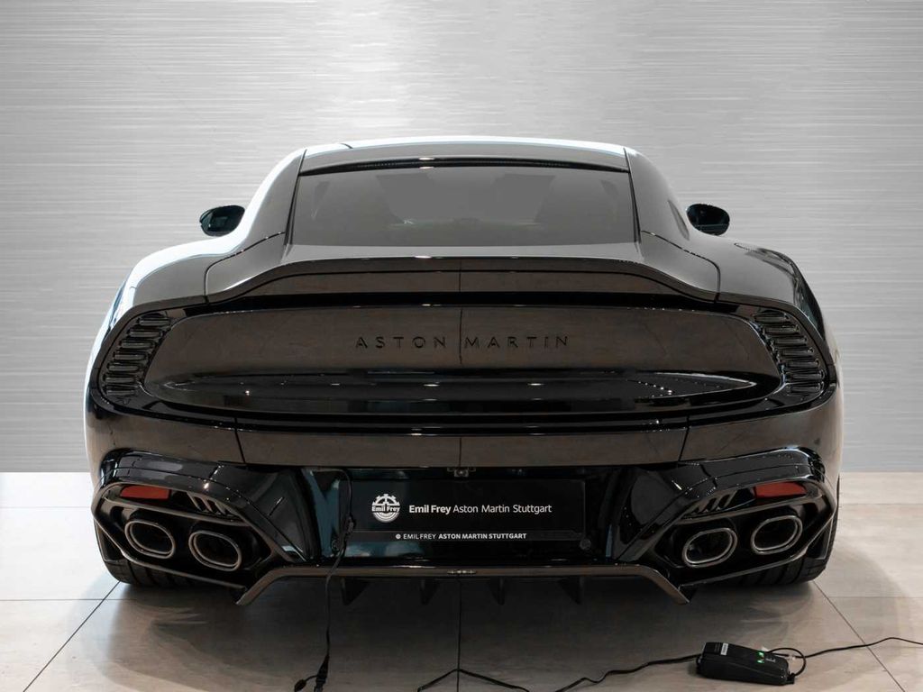 Aston Martin Vanquish