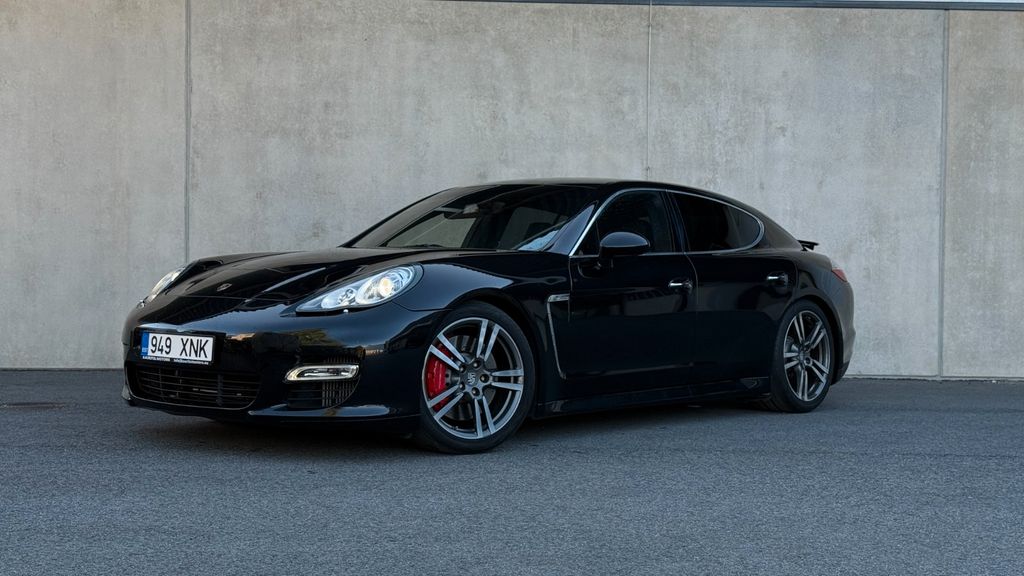 Porsche Panamera 2011