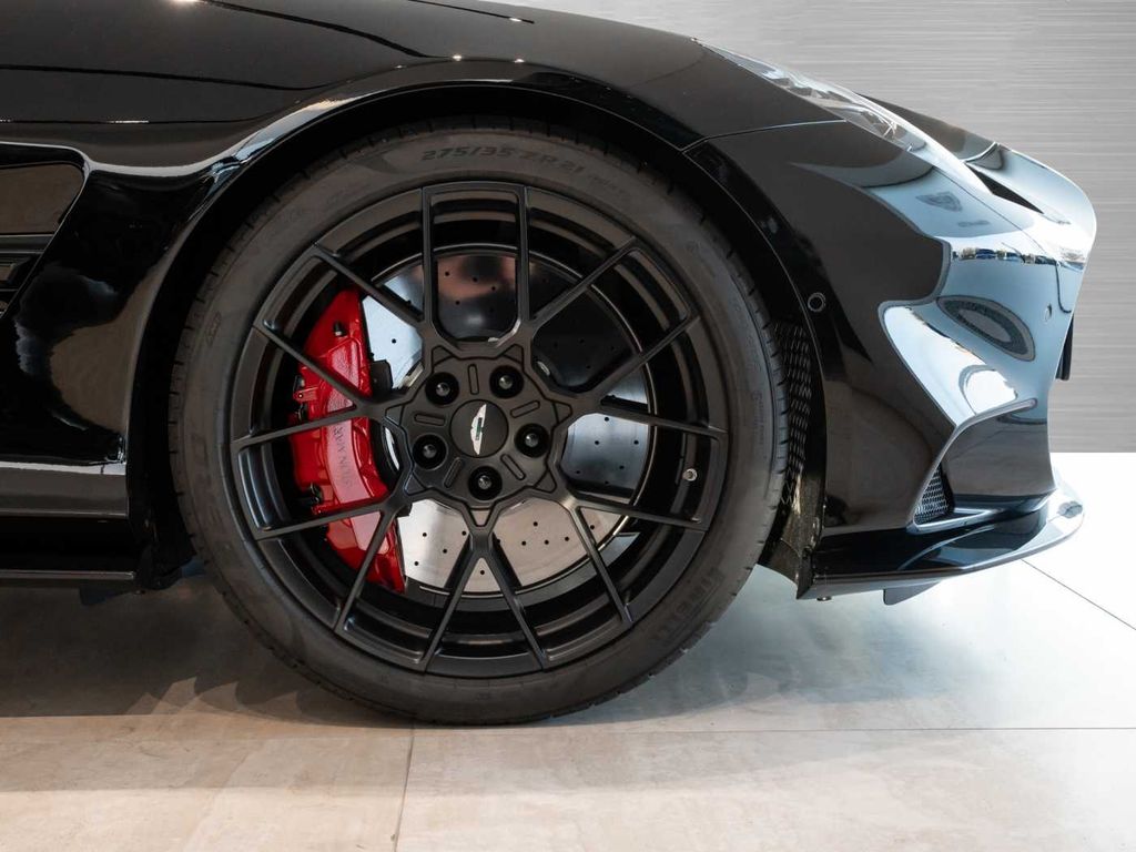 Aston Martin Vanquish