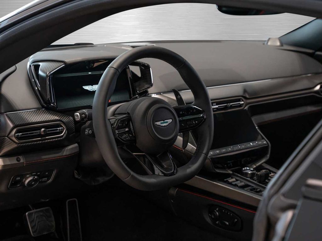 Aston Martin Vanquish