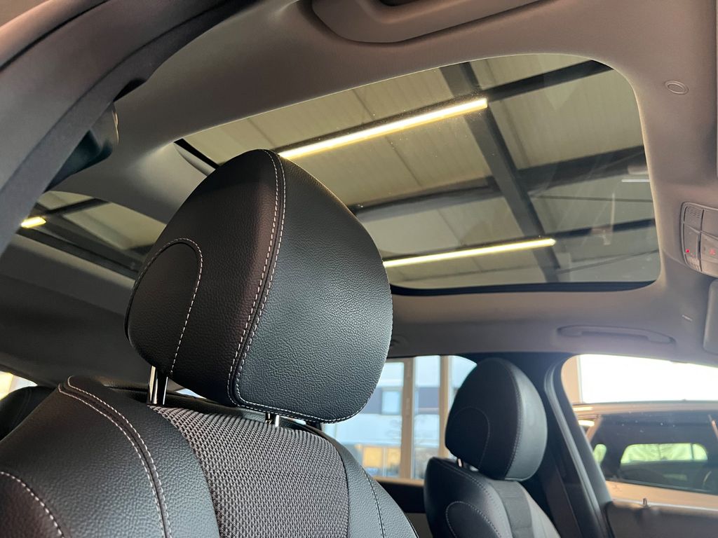 Mercedes-Benz E 300 2022